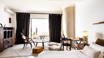 Executive Room | In-room safe, desk, iron/ironing board, free cots/infant beds