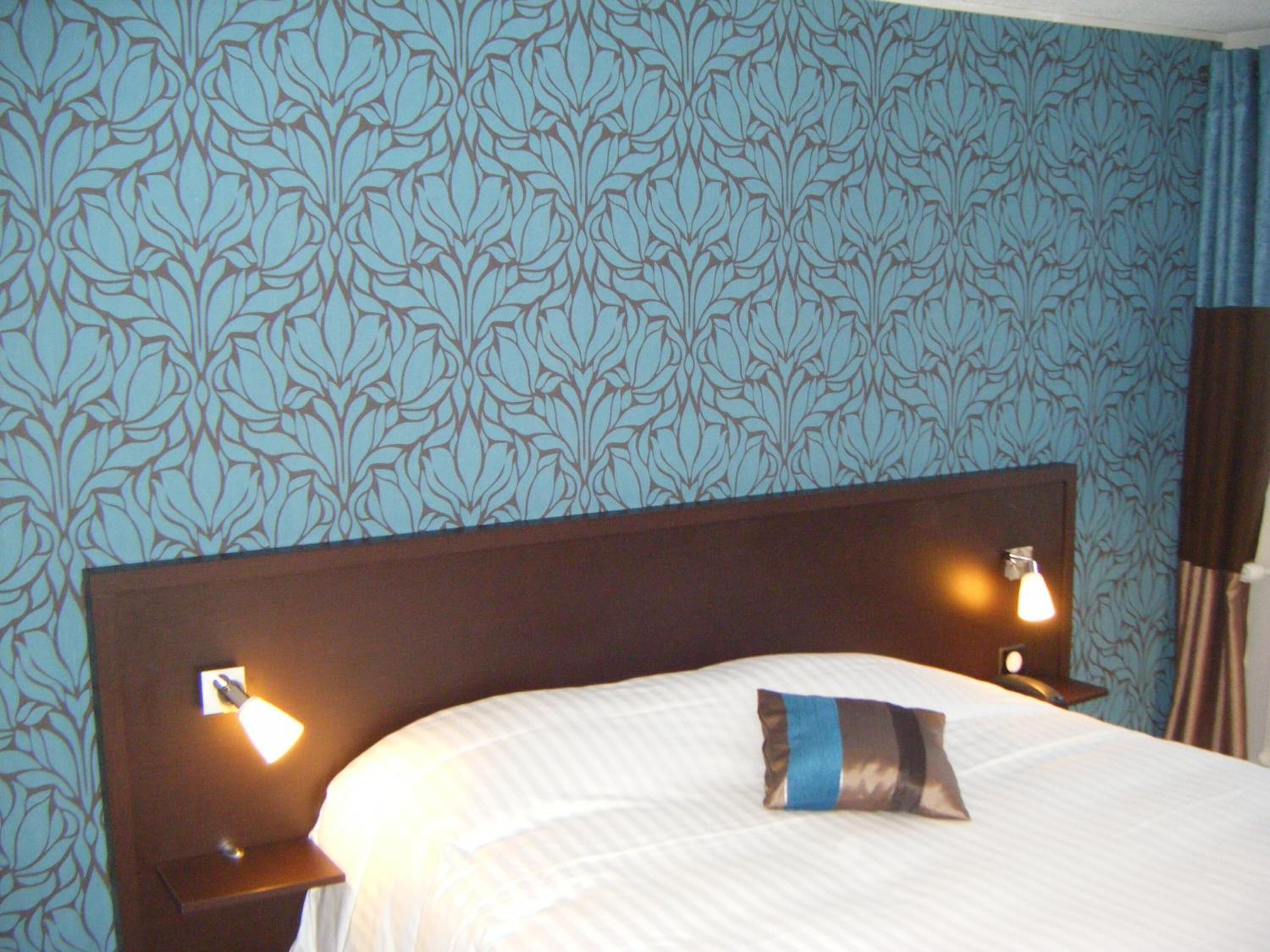 desk, blackout curtains, free wifi