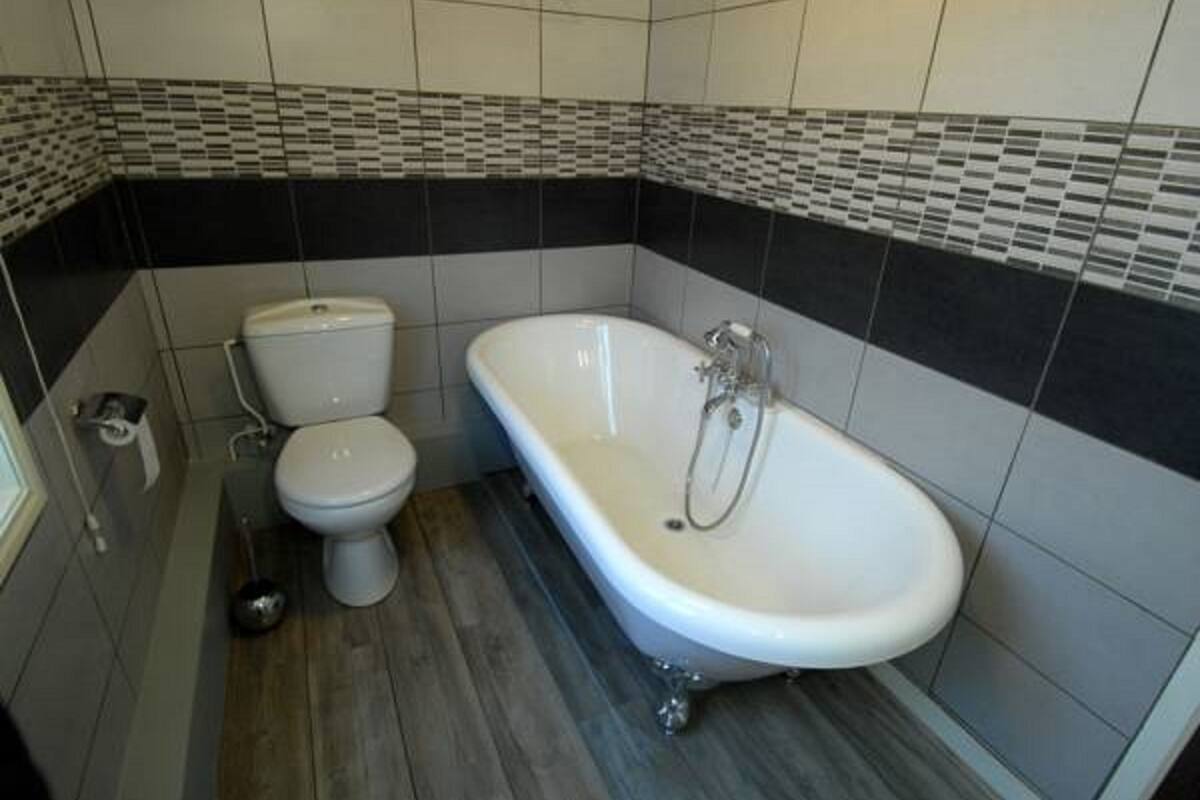 double room, river view | desk, blackout curtains, free wifi