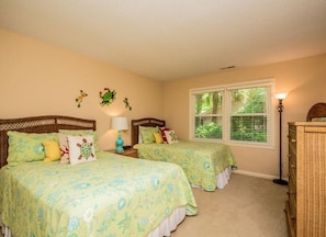 House, 3 Bedrooms | 3 bedrooms - Wind Song 3 Bedroom Holiday Home (Hilton Head Island)