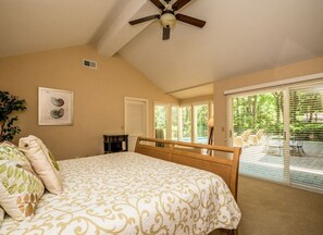 3 bedrooms - Wind Song 3 Bedroom Holiday Home (Hilton Head Island)