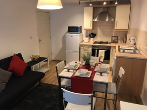 Living area - Kingsholme (Bournemouth)