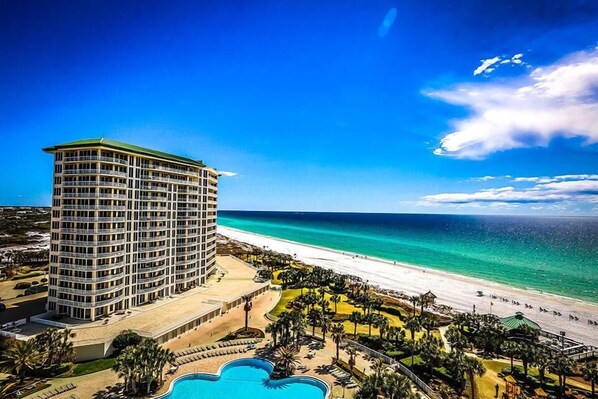 House, 3 Bedrooms, Ocean View, Beachfront | Aerial view