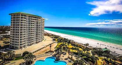 Beach Front Destination 3 Bedroom Holiday Home by Five Star Properties