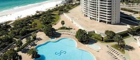 ハウス 3 ベッドルーム オーシャンビュー ビーチフロント | 航空写真