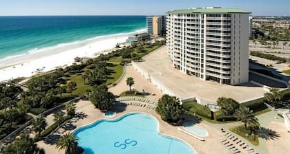 Beach Front Destination 3 Bedroom Holiday Home by Five Star Properties