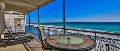 House, 5 Bedrooms, Ocean View, Beachfront | Balcony