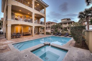 House, 5 Bedrooms, Ocean View, Sea Facing | Outdoor pool