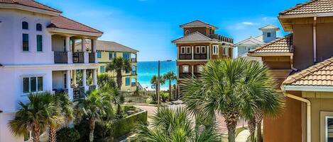 House, 5 Bedrooms, Ocean View, Sea Facing | View from property