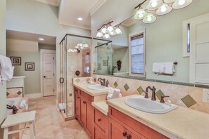 Maison, 6 chambres, vue mer | Salle de bain