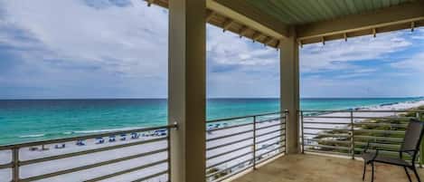House, 6 Bedrooms, Ocean View, Beachfront | Balcony