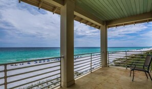 House, 6 Bedrooms, Ocean View, Beachfront | Balcony