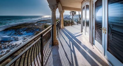Capitano 7 Bedroom Holiday Home by Five Star Properties