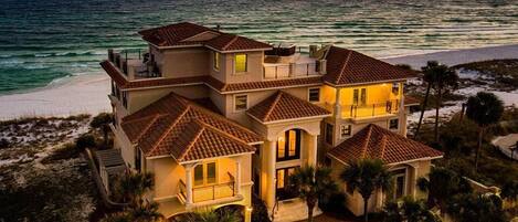 Casa, 6 habitaciones, vista al océano, frente al mar | Vista aérea