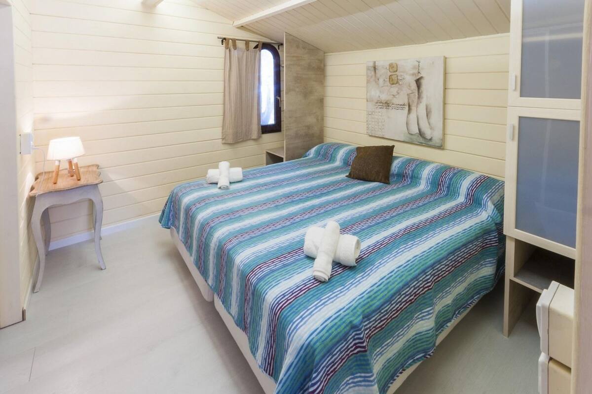 Family Cabin, 1 Bedroom, Terrace, Garden View | 1 bedroom, individually decorated, free WiFi
