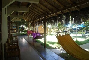 Double Room, Multiple Beds | In-room safe, iron/ironing board, free WiFi - Hotel Sumpa (Manglaralto)