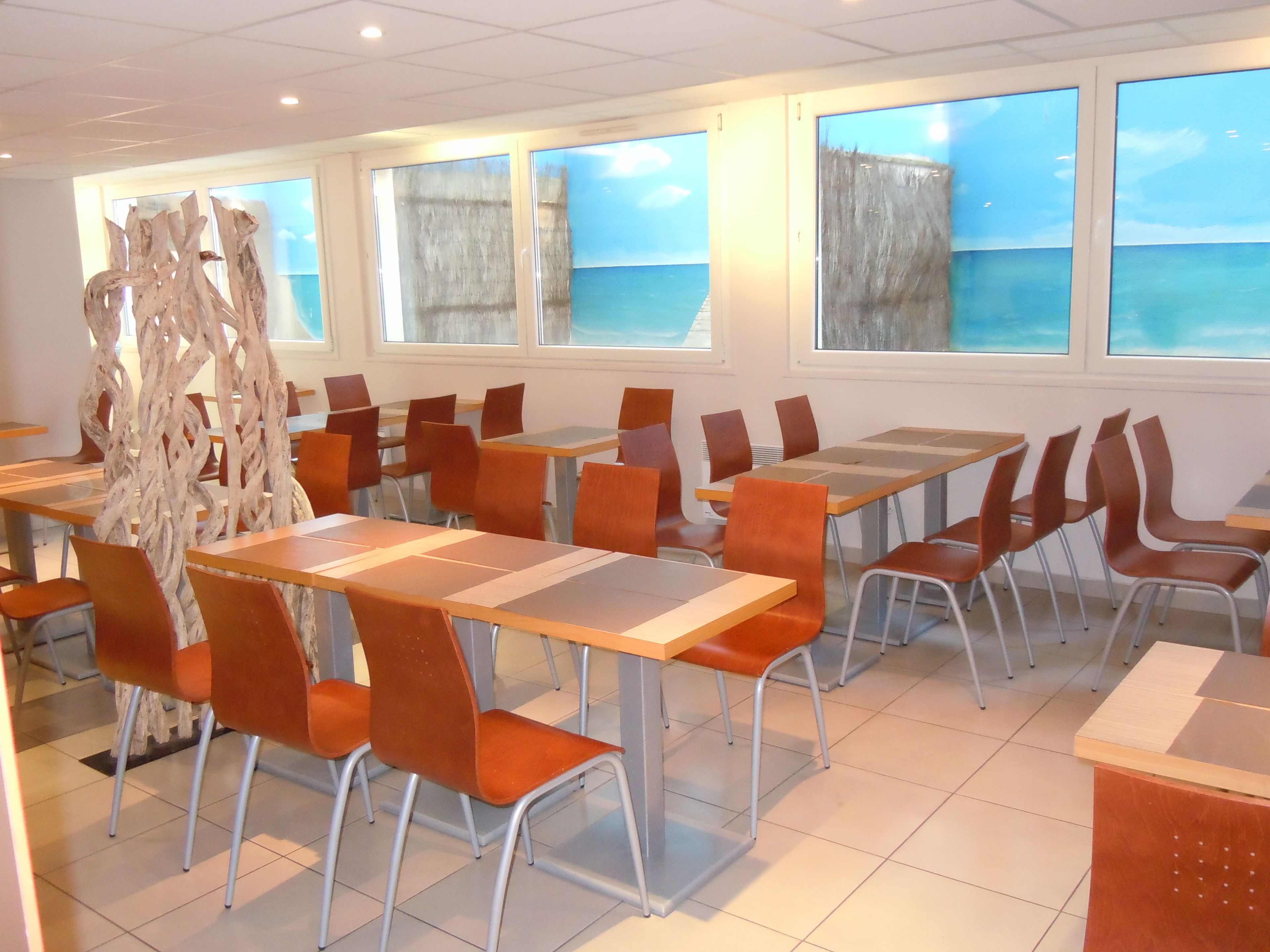 Päivittäinen buffetaamiainen (9.00 EUR per henkilö)