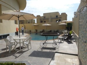 Outdoor pool - Hotel Arena Fes (Fes)
