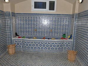 Sauna seca, banho turco/hammam, tratamentos corporais