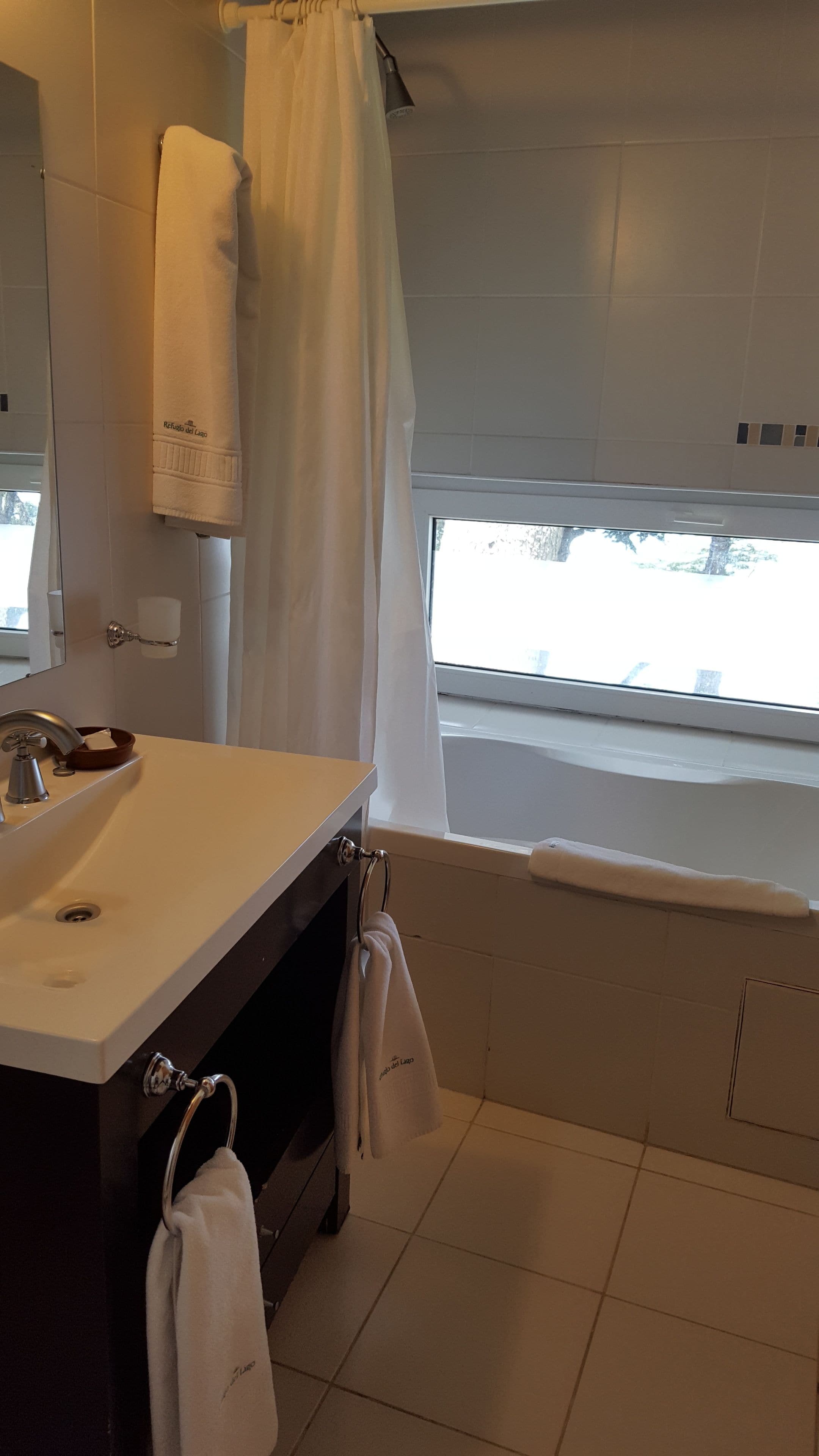 Photo - Refugio del Lago