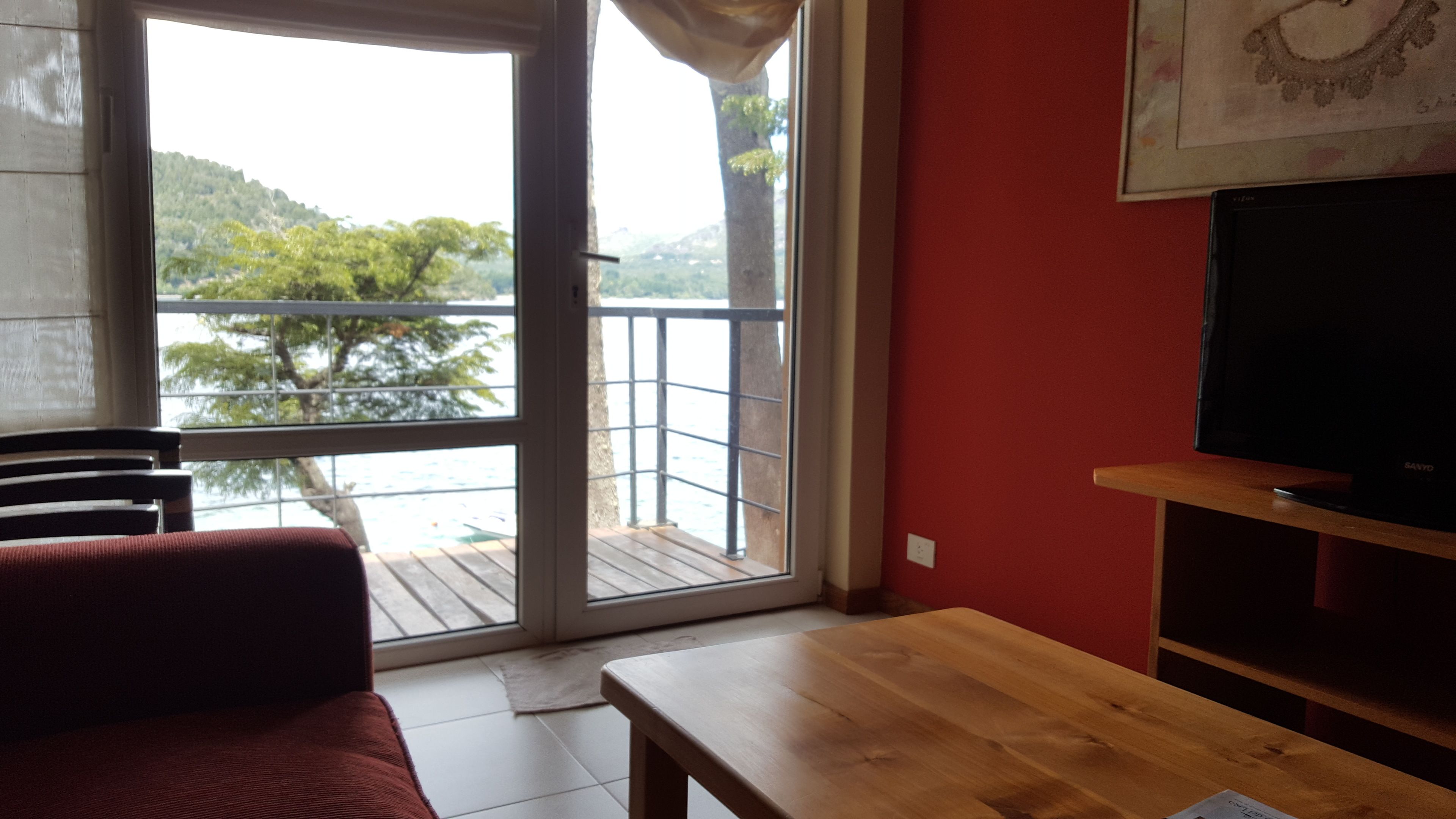 Photo - Refugio del Lago