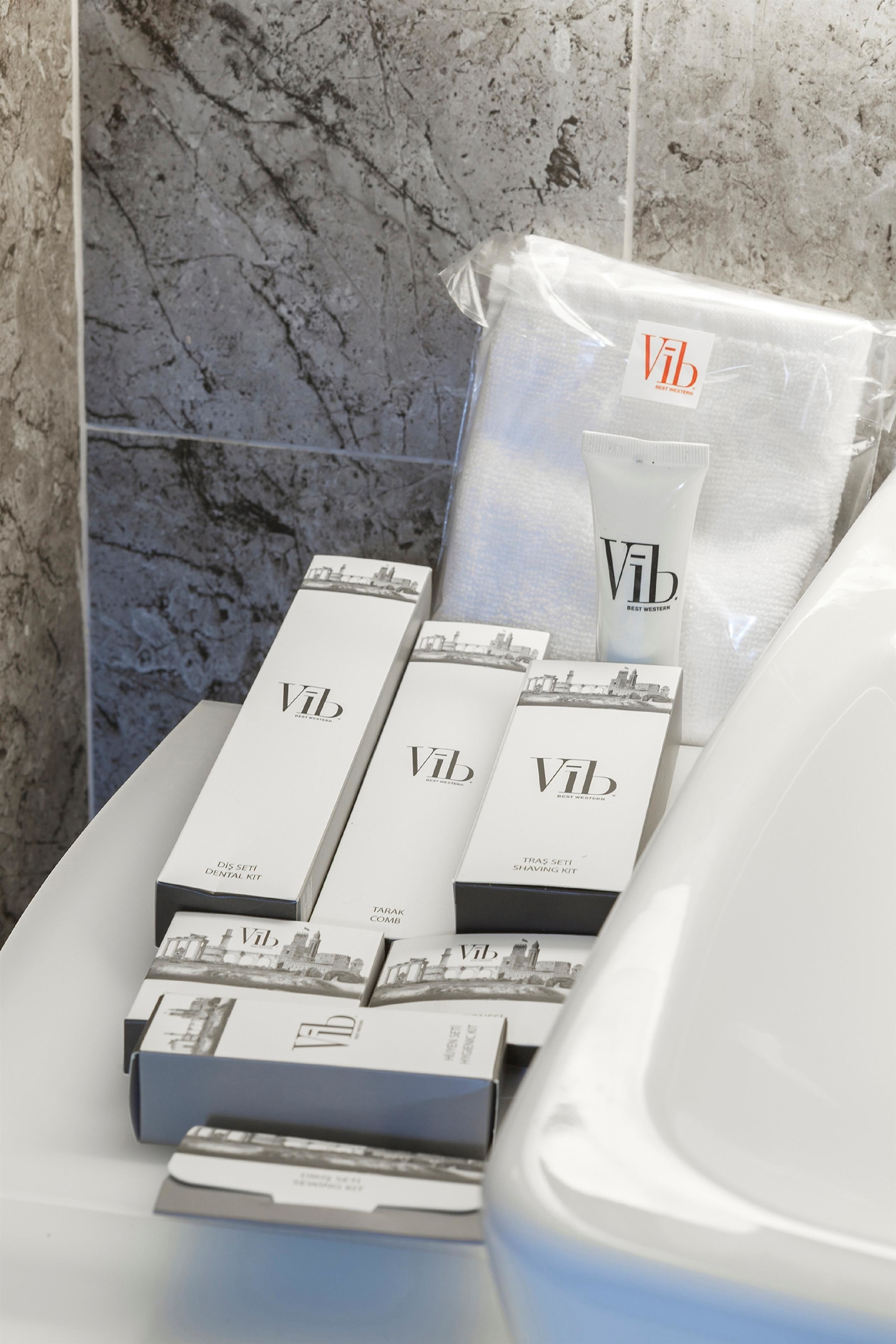 shower, free toiletries, hair dryer, slippers