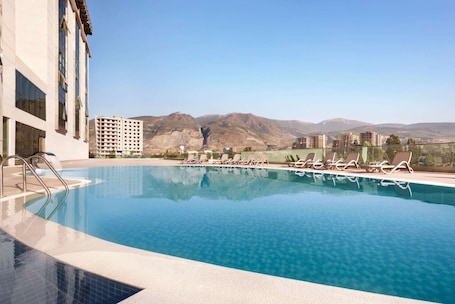 Pool. Ramada by Wyndham Iskenderun
