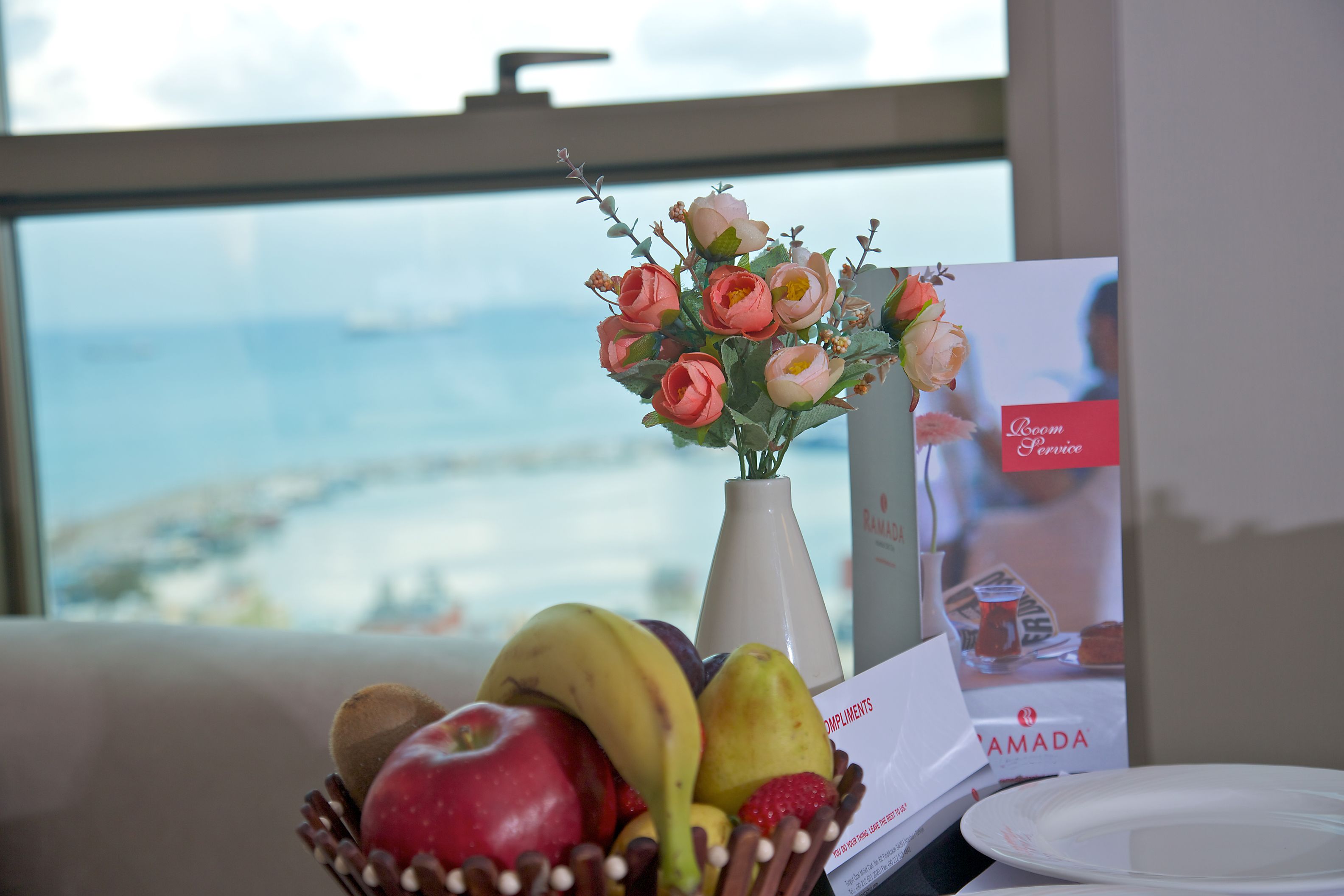 スタンダード ルーム キングベッド 1 台 | 食事・飲み物