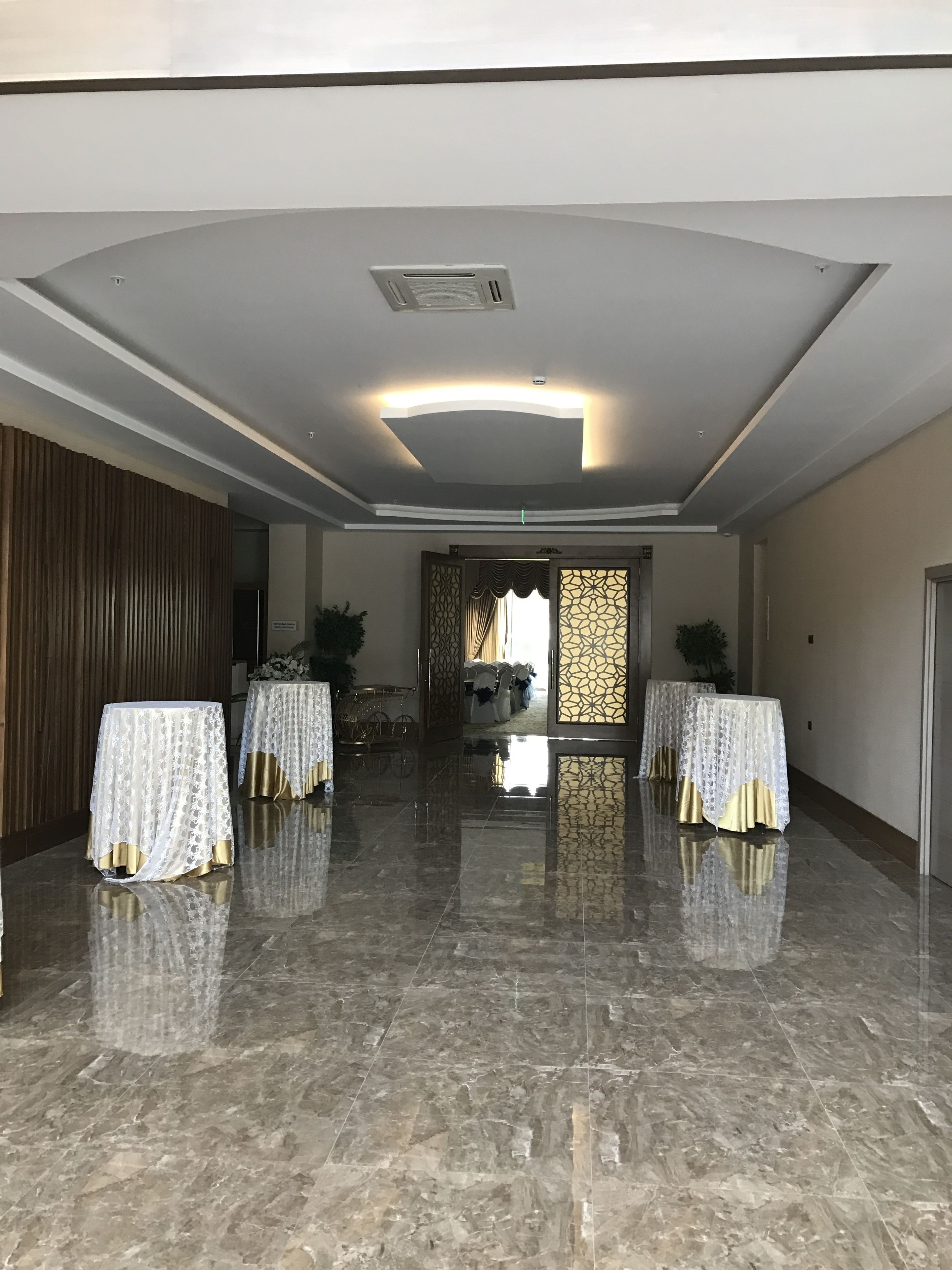 banquet hall
