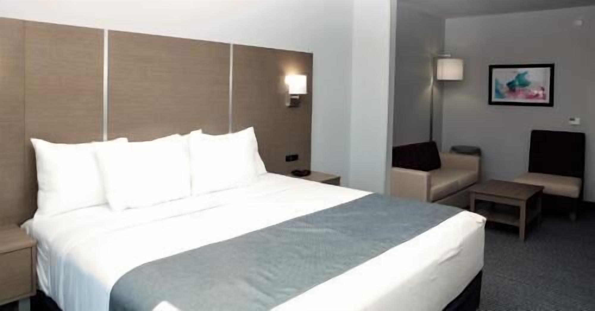 Literie de qualité, lit avec matelas à plateau-coussin, bureau