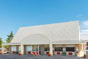 Exterior - Knights Stay Inn Frankfort (Frankfort)