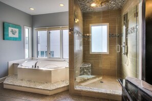 House, 5 Bedrooms, Ocean View, Beachfront | Bathroom