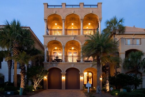 Vista del Mare 4 Bedroom Holiday Home by Five Star Properties