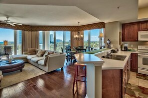 House, 3 Bedrooms, Ocean View, Sea Facing | Living area