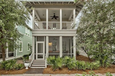 Summer Dreams 4 Bedroom Holiday Home by Five Star Properties