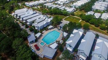 House, 4 Bedrooms, Sea Facing | Aerial view