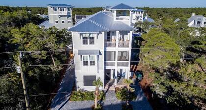 Big Sandy 8 Bedroom Holiday Home by Five Star Properties