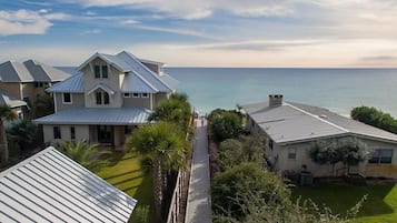House, 3 Bedrooms, Ocean View, Sea Facing | Beach/ocean view
