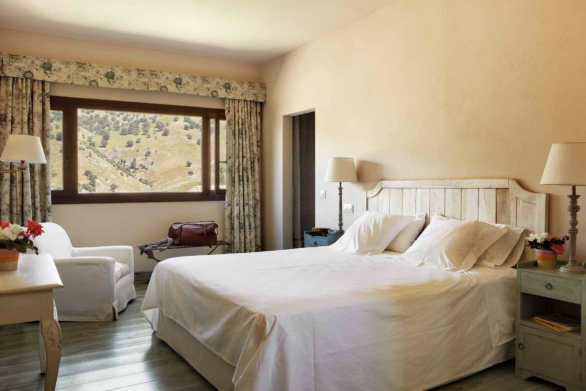 Standard-Doppelzimmer, Bergblick