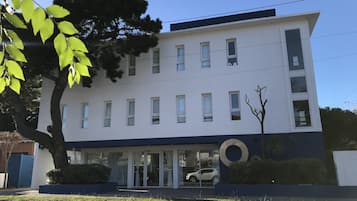 Fachada de la propiedad