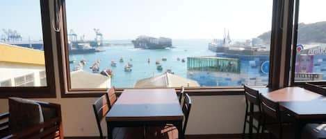 Breakfast, lunch, dinner served; local cuisine