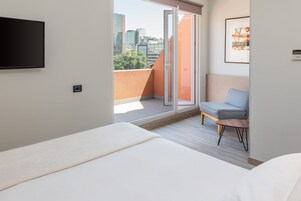 In-room safe, laptop workspace, blackout curtains, soundproofing