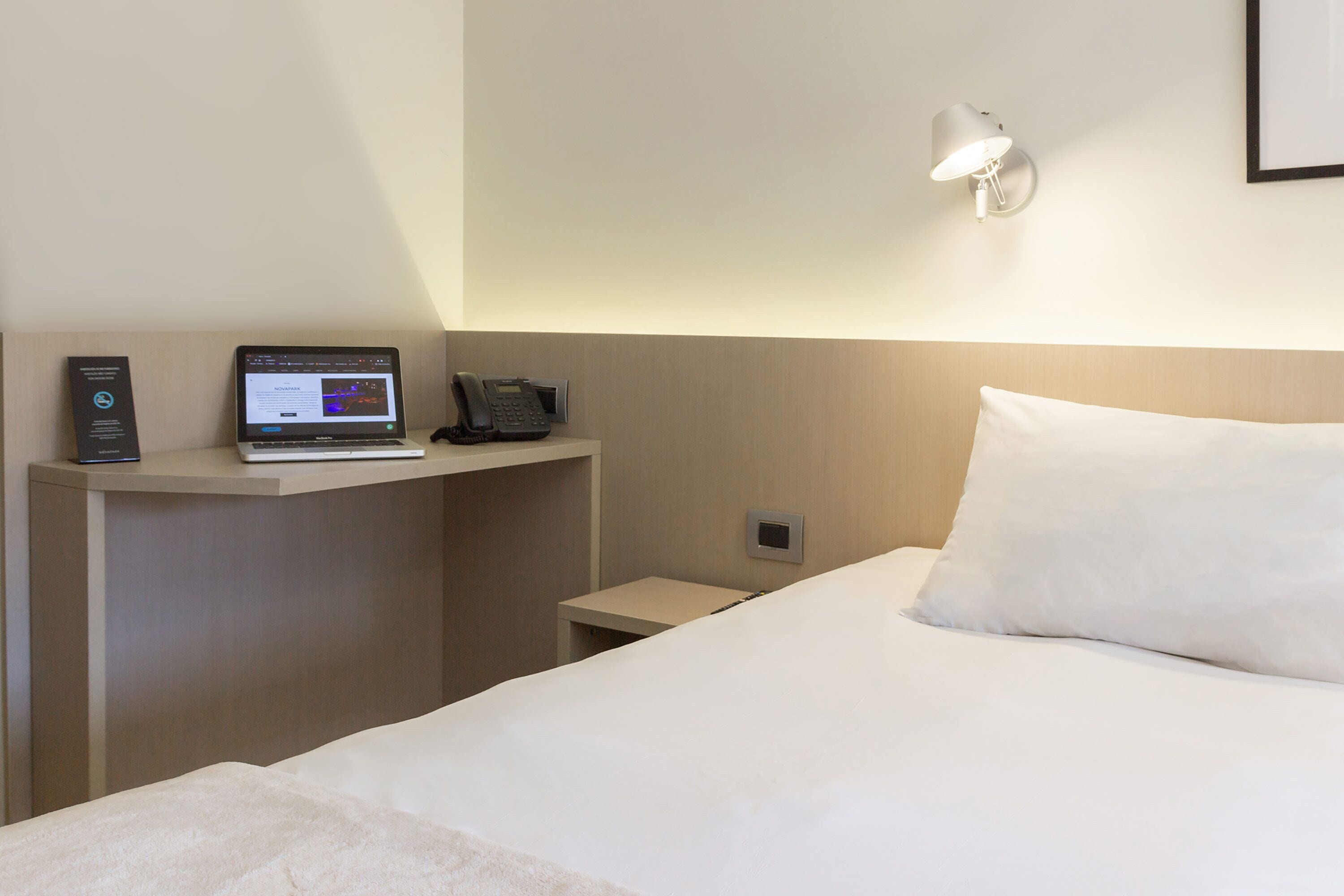 1 bedroom, in-room safe, desk, blackout curtains