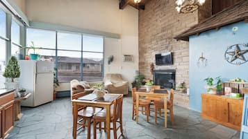 Flat-screen TV, pay movies