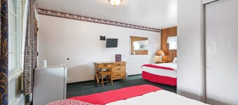 SILVER SPUR MOTEL