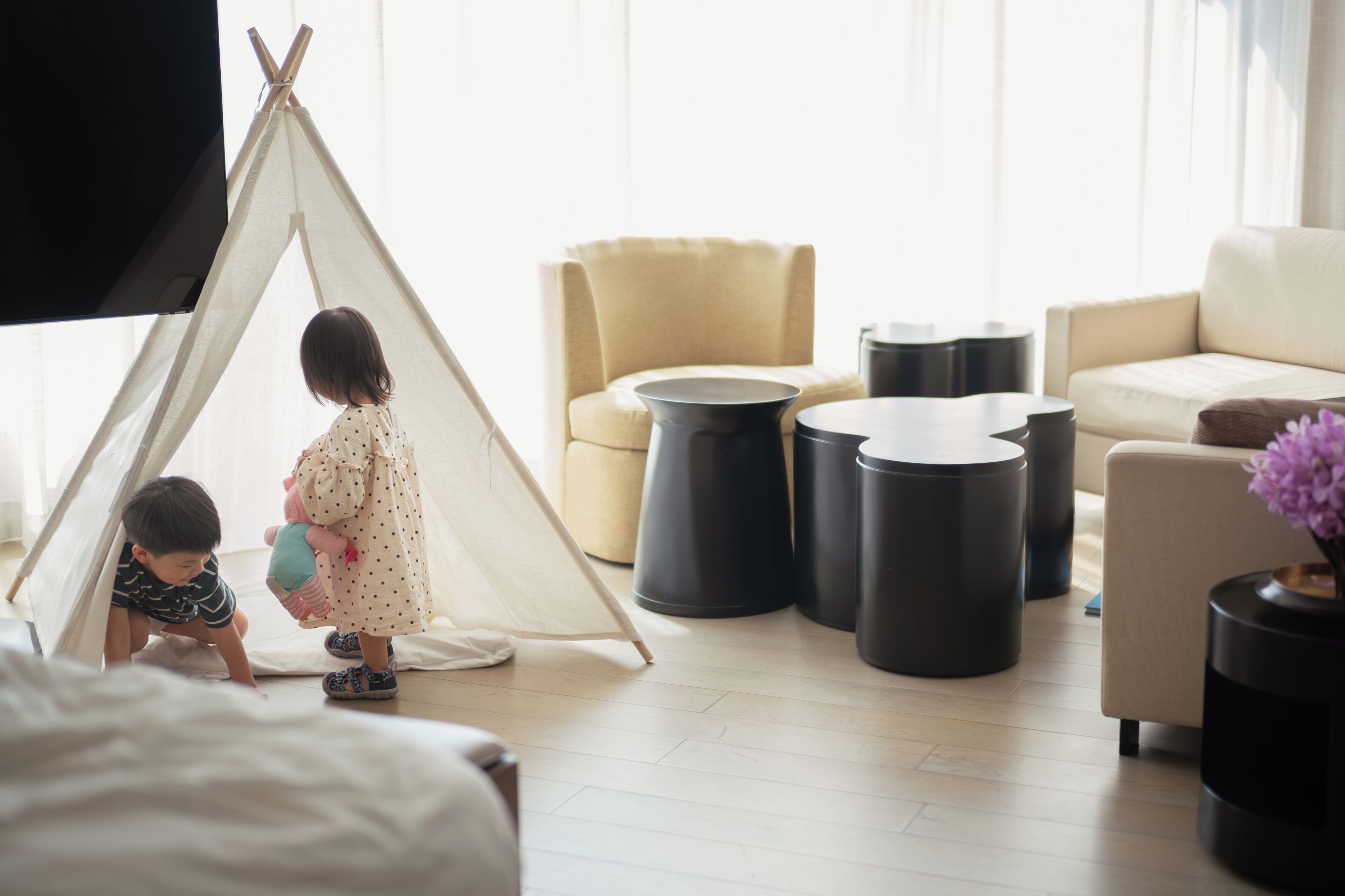 Premium bedding, minibar, in-room safe, desk