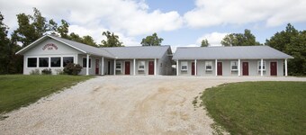 Cottonwood Inn