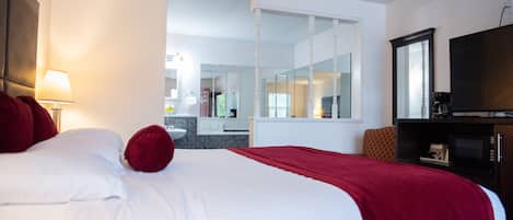 Traditional Room, 1 King Bed, Non Smoking, Jetted Tub