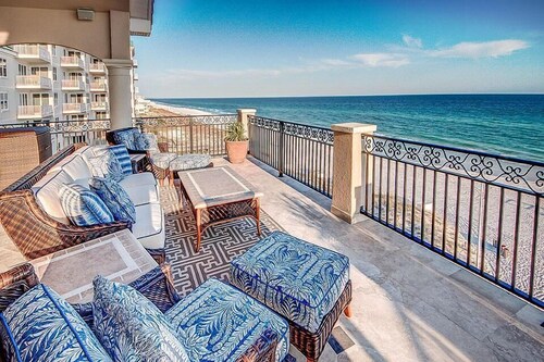 Palazzo del Mar 11 Bedroom Holiday Home by Five Star Properties