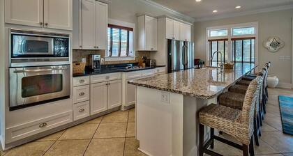 Peaceful Pelican 6 Bedroom Holiday Home by Five Star Properties